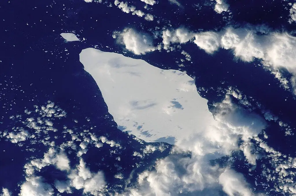 Atlantic Ocean - Interesting Facts For Kids/Young Students.